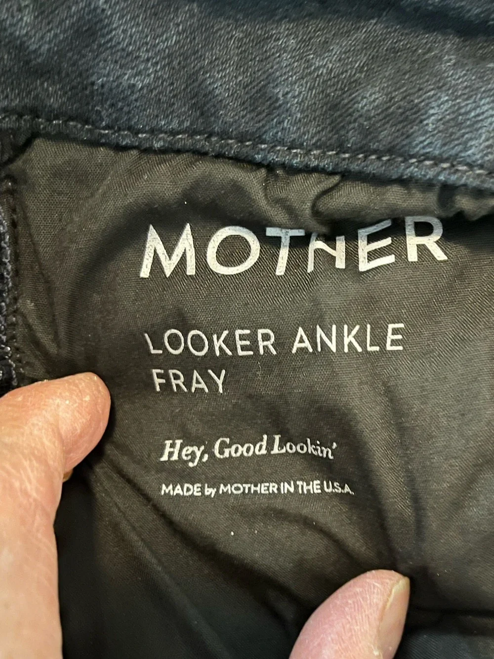 Women’s MOTHER Looker Ankle Fray Black Washed Denim Jeans - EUC Size 30